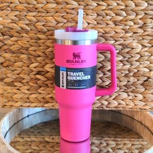 Stanley 40oz Travel Quencher